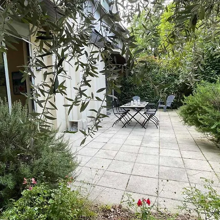 Appartement T3 Proche Du Avec Terrasse, Jardin, Et Stationnements Prives - - Fr-1-555-91 *